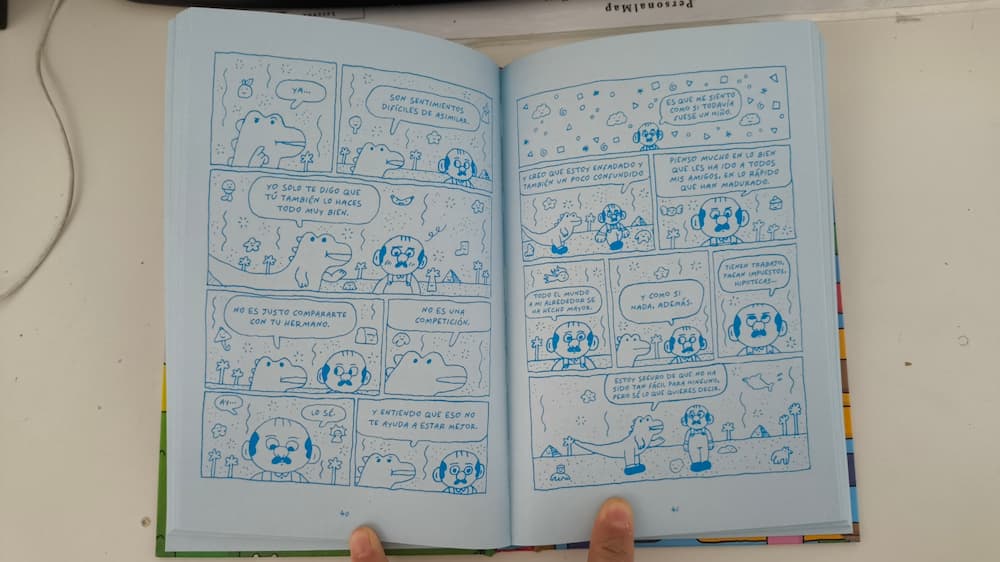 Fotos del del cómic "Fontanero Solitario" de Niall Breen (Apa Apa Cómics)