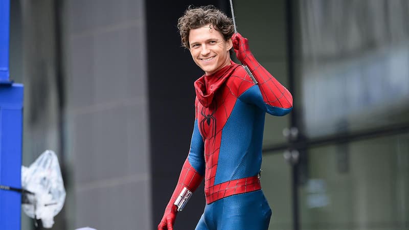 Tom Holland como Spider-Man